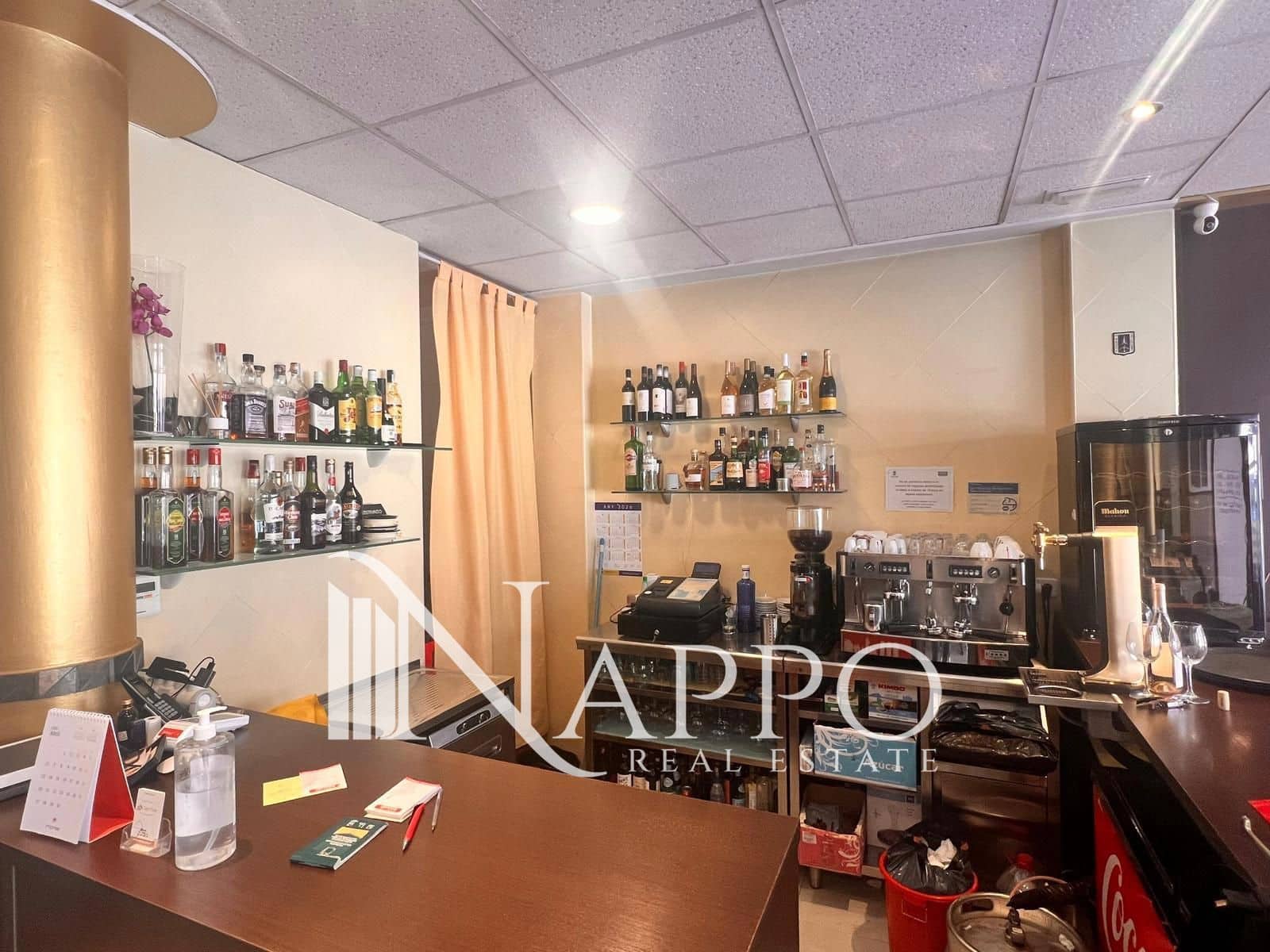 Commercial for rent in Consell - € 1,000 (Ref: 9882430)