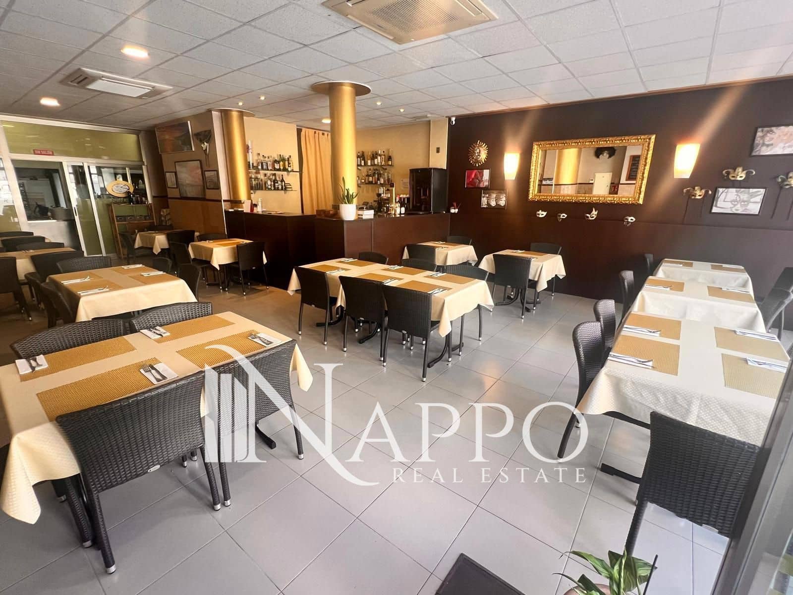 Commercial for rent in Consell - € 1,000 (Ref: 9882430)