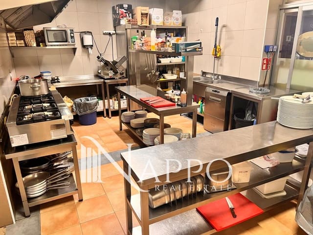 Commercial for rent in Consell - € 1,000 (Ref: 9882430)