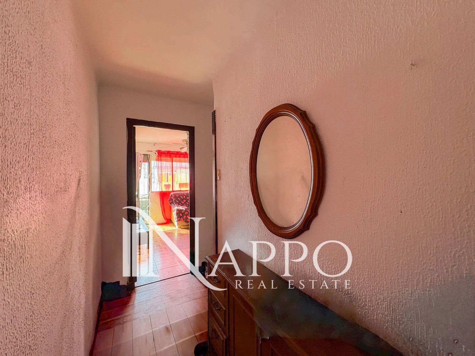 2 bedroom Flat for sale in Palma de Mallorca - € 185,000 (Ref: 9882431)
