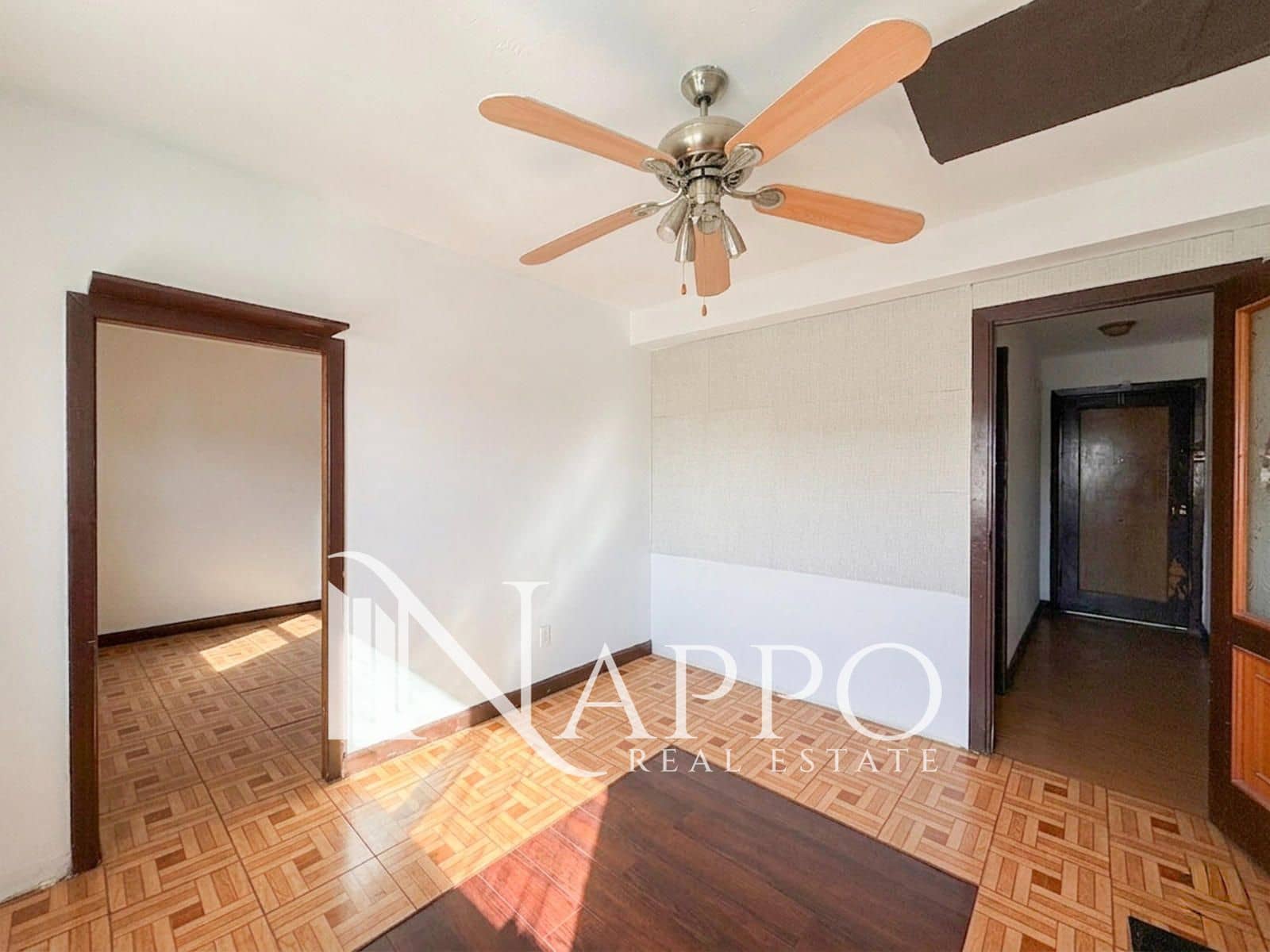 2 bedroom Flat for sale in Palma de Mallorca - € 185,000 (Ref: 9882431)