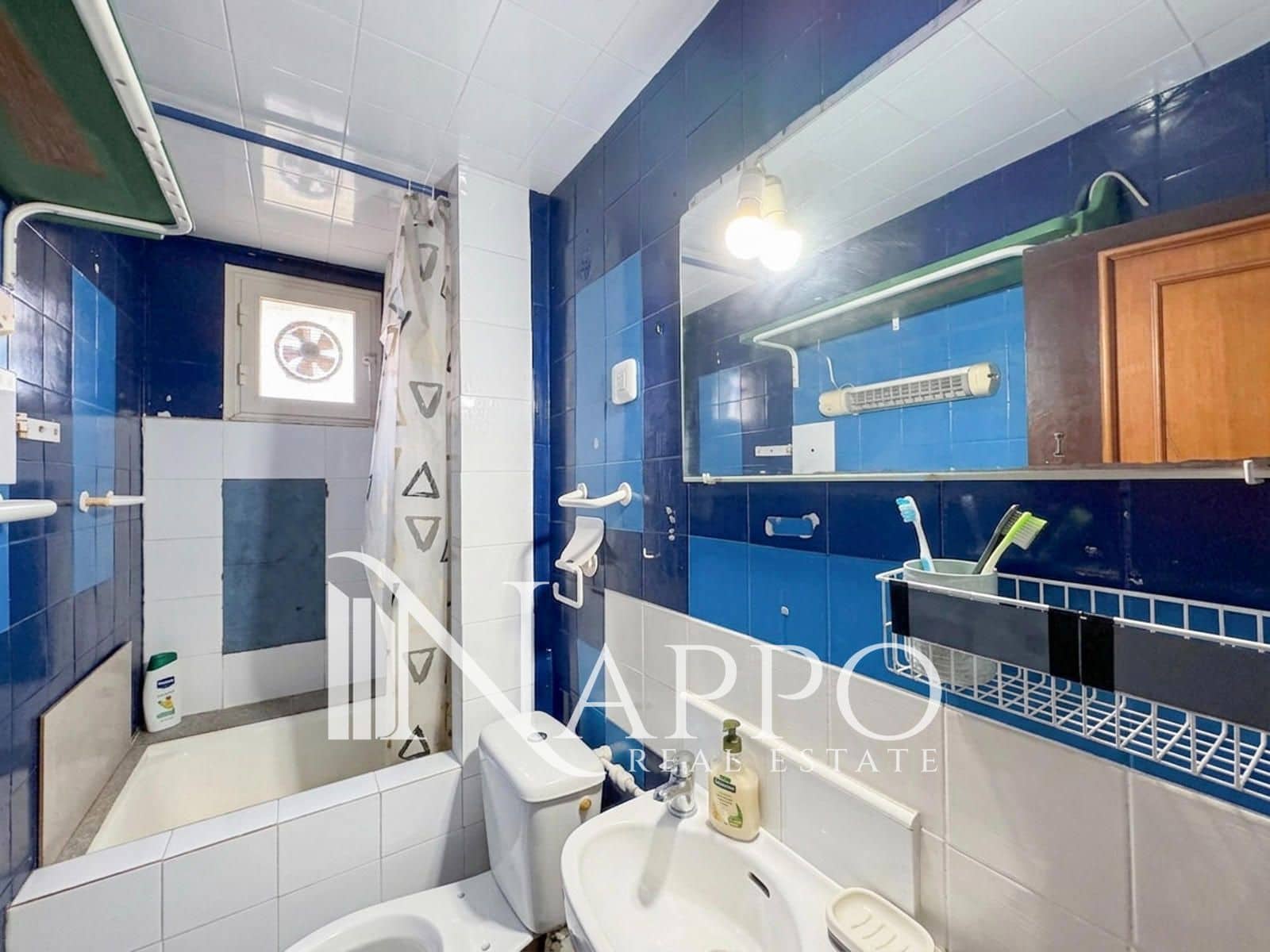 2 bedroom Flat for sale in Palma de Mallorca - € 185,000 (Ref: 9882431)