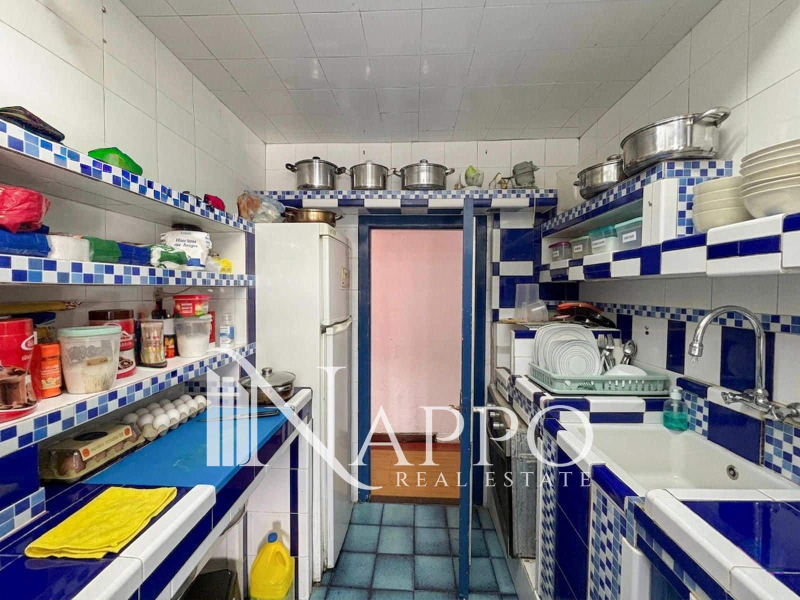 2 bedroom Flat for sale in Palma de Mallorca - € 185,000 (Ref: 9882431)
