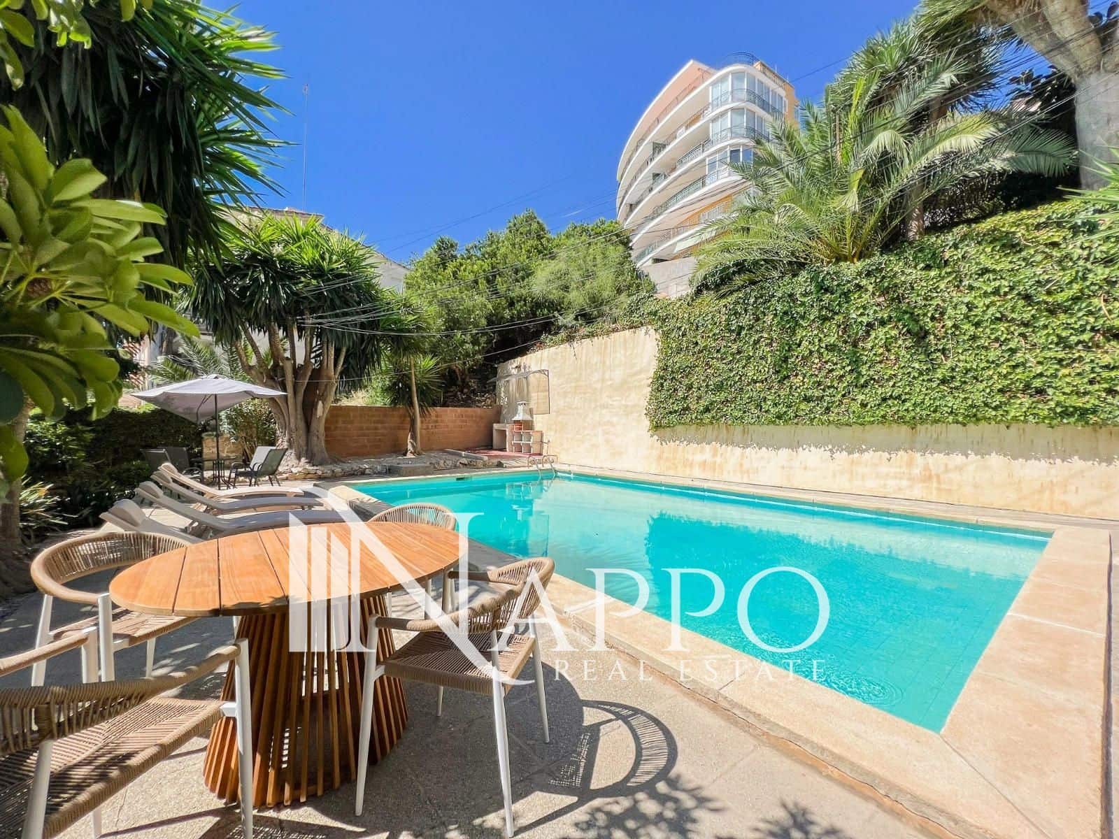 3 soverom Leilighet til salgs i Cala Mayor med svømmebasseng - € 295 000 (Ref: 9882432)