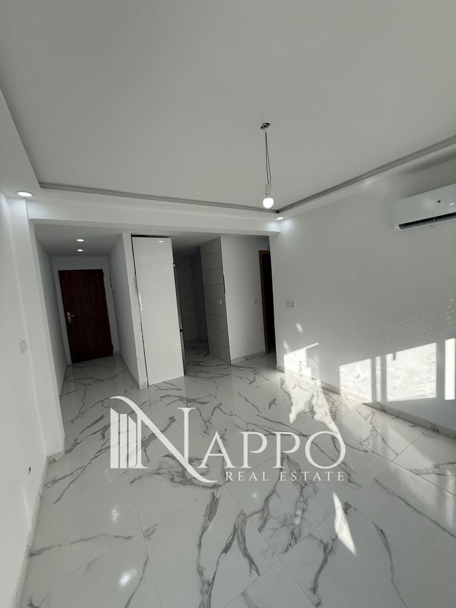 2 bedroom Flat for sale in Palma de Mallorca - € 215,000 (Ref: 9882607)