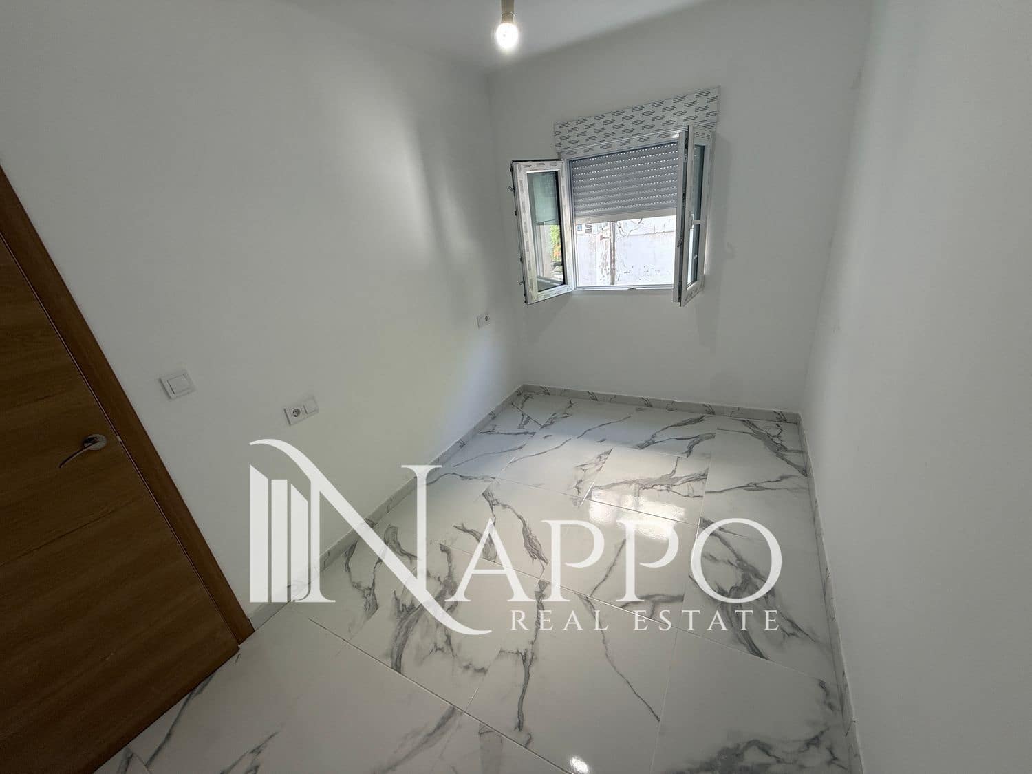2 bedroom Flat for sale in Palma de Mallorca - € 215,000 (Ref: 9882607)