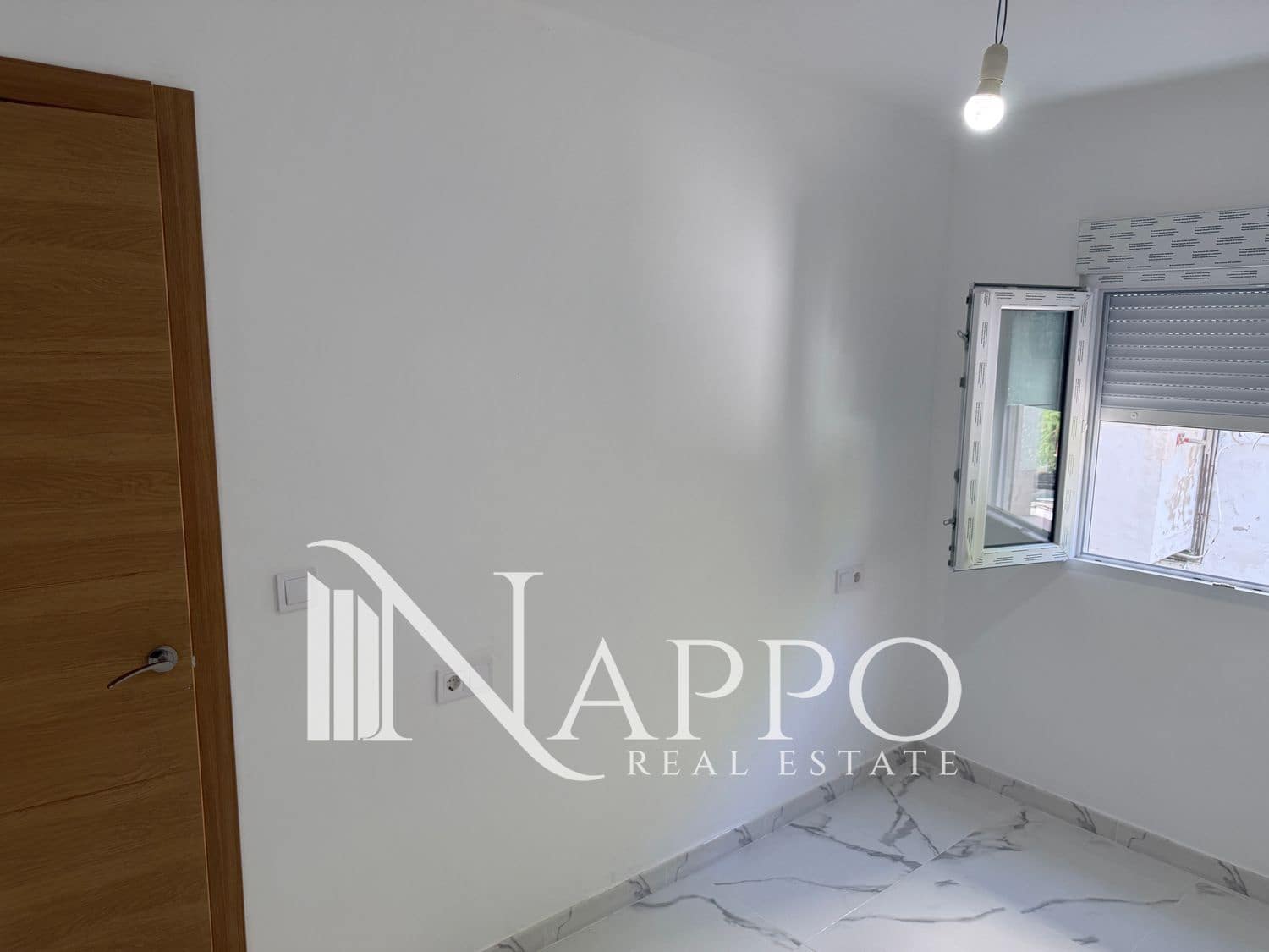 2 bedroom Flat for sale in Palma de Mallorca - € 215,000 (Ref: 9882607)