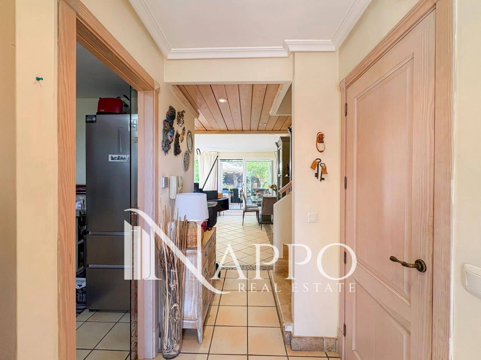 2 bedroom Flat for sale in Santa Ponsa with pool garage - € 849,000 (Ref: 9883585)