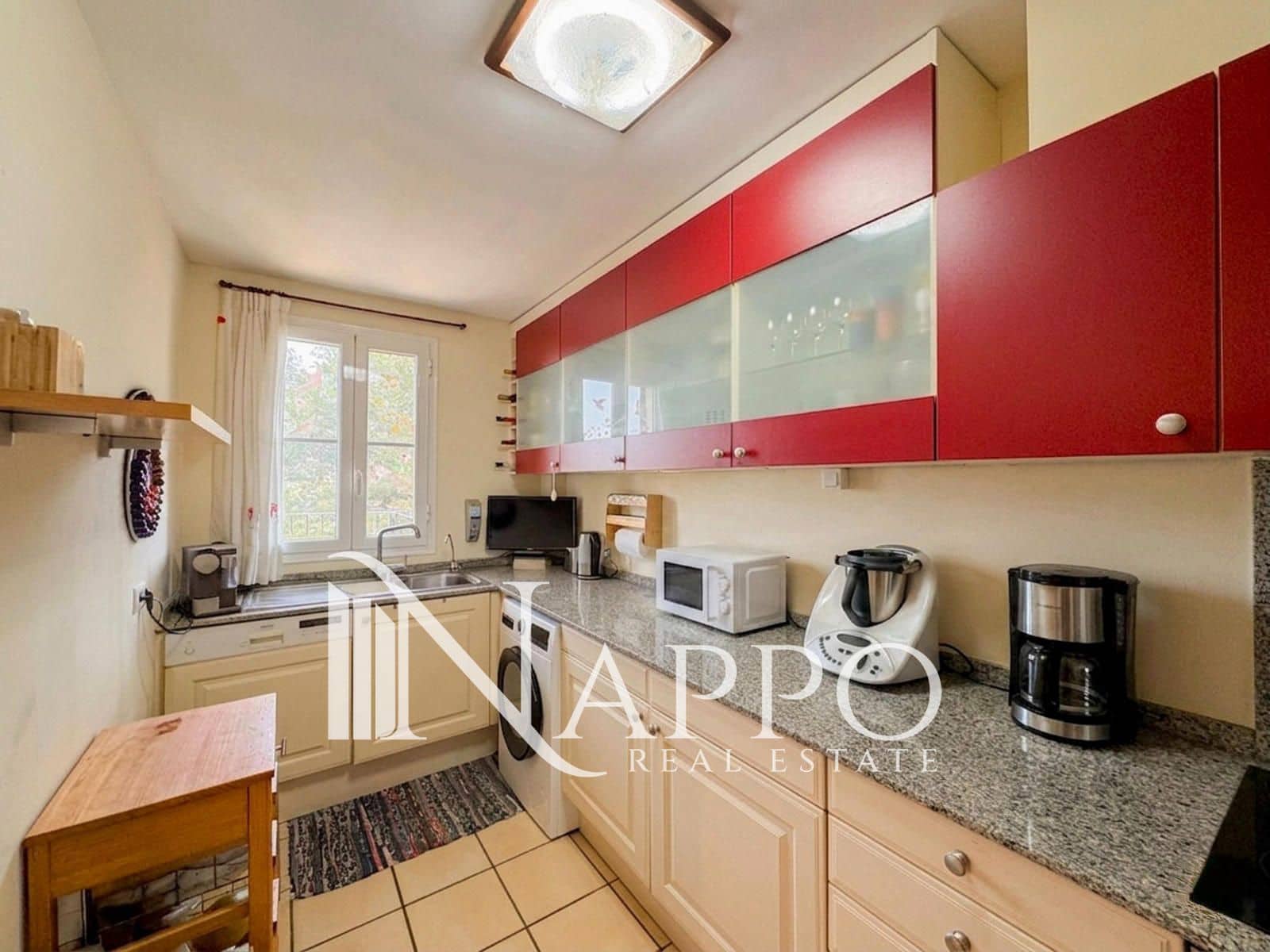 2 bedroom Flat for sale in Santa Ponsa with pool garage - € 849,000 (Ref: 9883585)