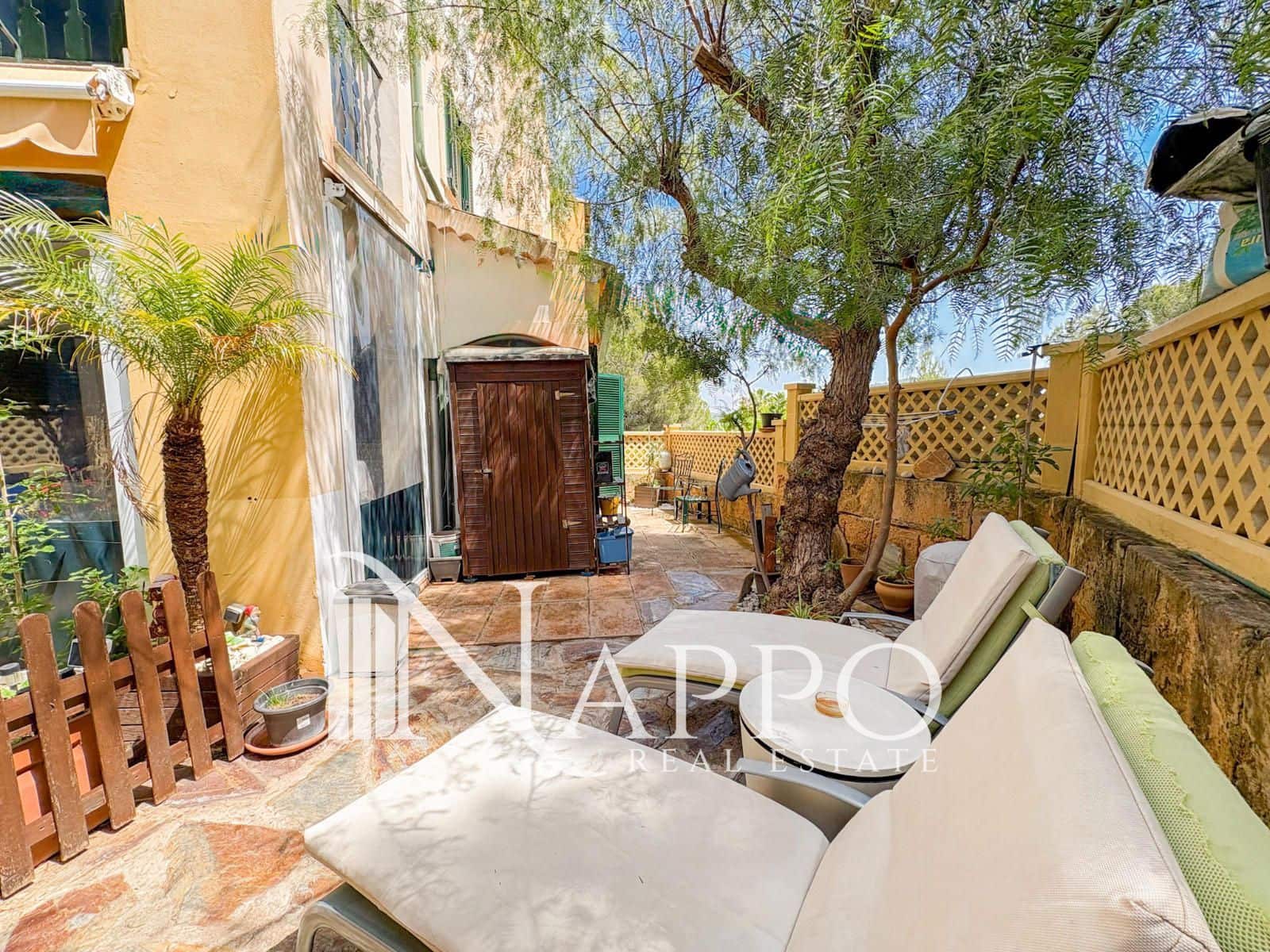 2 bedroom Flat for sale in Santa Ponsa with pool garage - € 849,000 (Ref: 9883585)