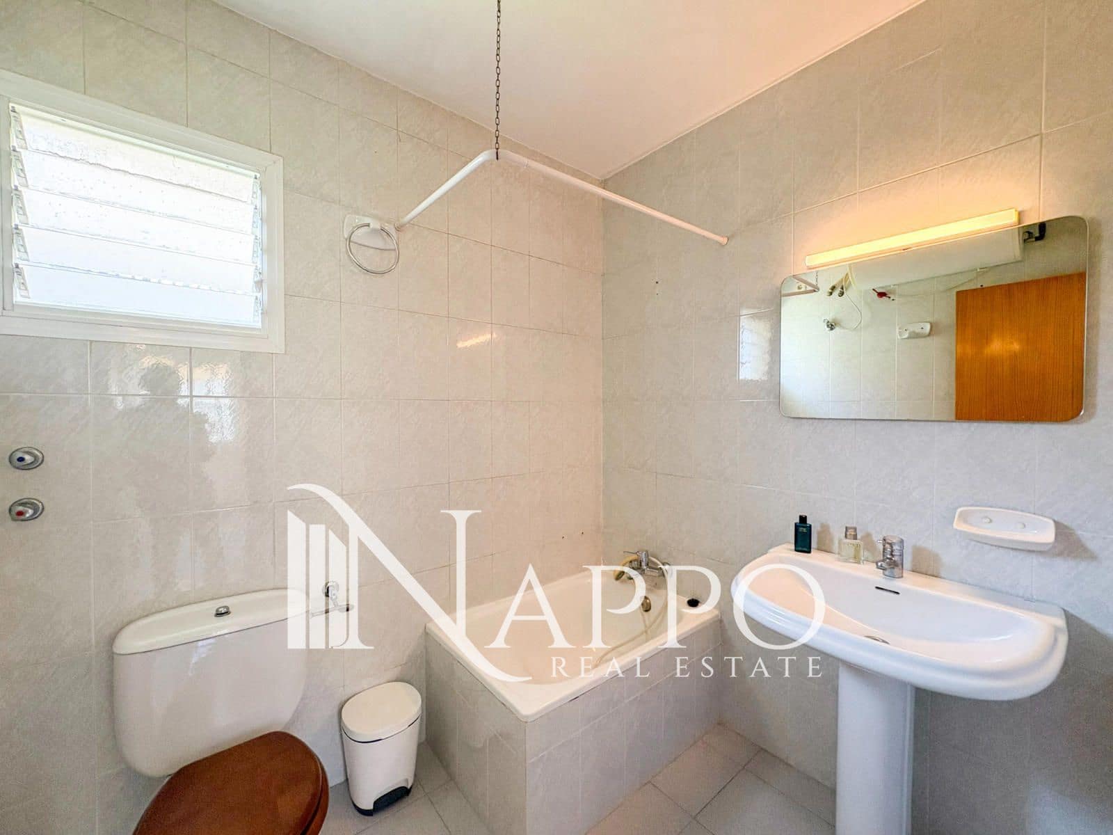6 bedroom Villa for sale in Palmanova with pool garage - € 1,590,000 (Ref: 9885218)