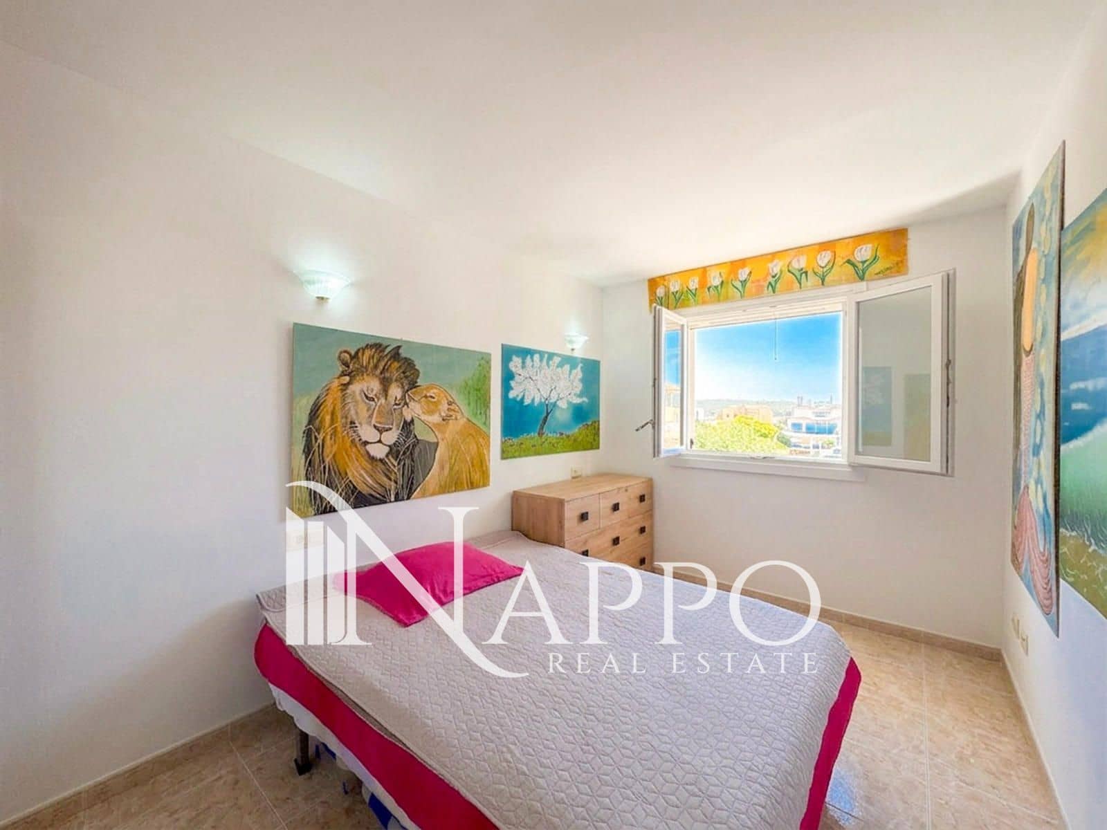 3 bedroom Flat for sale in Son Ferrer - € 530,000 (Ref: 9889143)