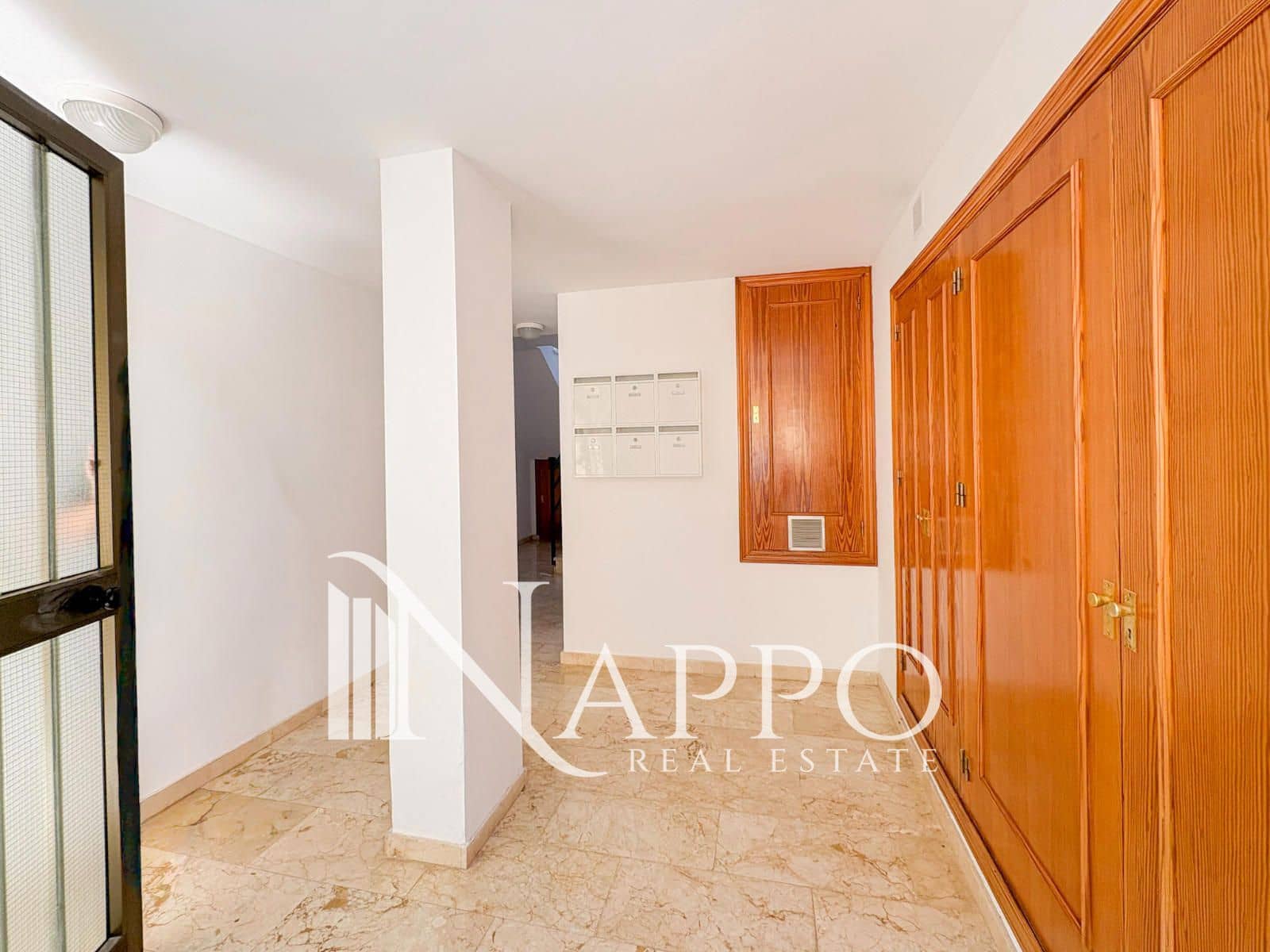 3 bedroom Flat for sale in Son Ferrer - € 530,000 (Ref: 9889143)