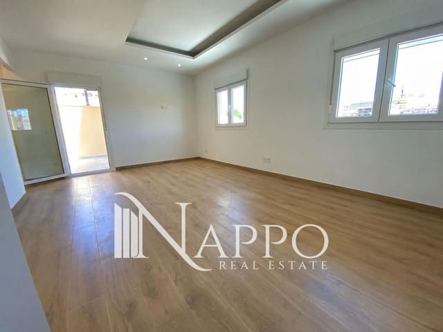 Appartement de 2 chambres à louer à El Viver, Palma de Mallorca - 1 400 € (Ref: 9889144)