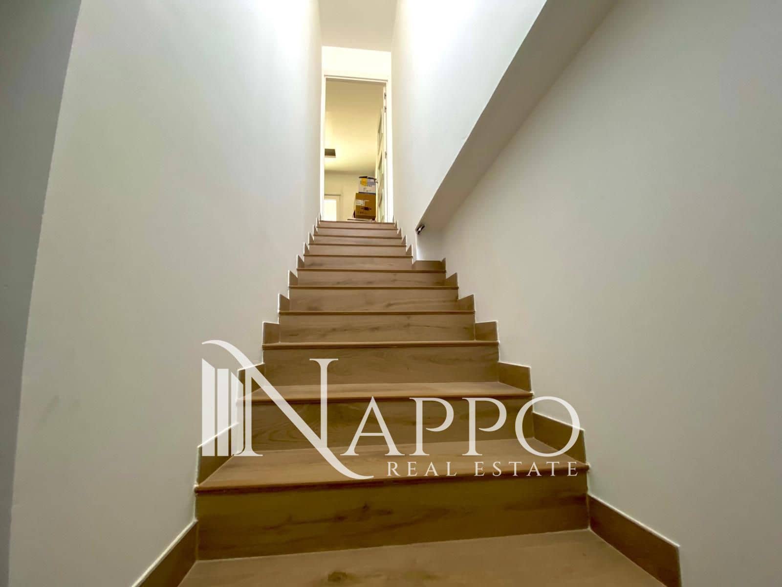 Appartement de 2 chambres à louer à Palma de Mallorca - 1 400 € (Ref: 9889144)