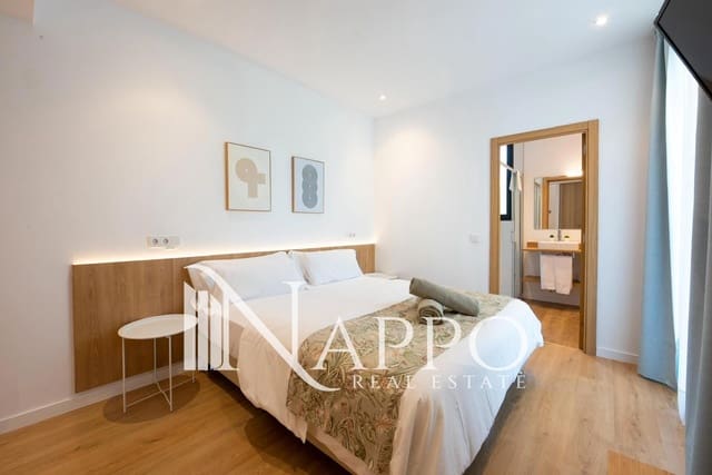 Chalet de 6 habitaciones en Santa Ponsa, Calvià en alquiler con piscina garaje - 12.000 € (Ref: 9889441)