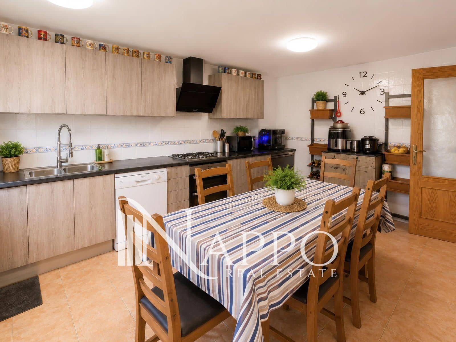 4 chambre Maison de Ville à vendre à Palma de Mallorca avec garage - 825 000 € (Ref: 9890955)
