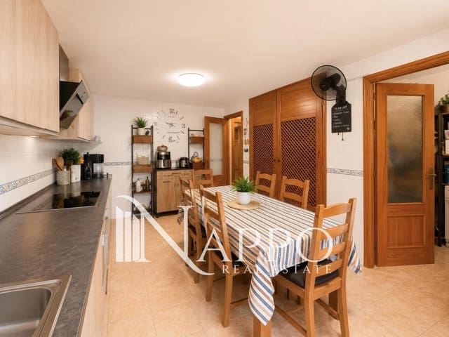 4 chambre Maison de Ville à vendre à Palma de Mallorca avec garage - 825 000 € (Ref: 9890955)