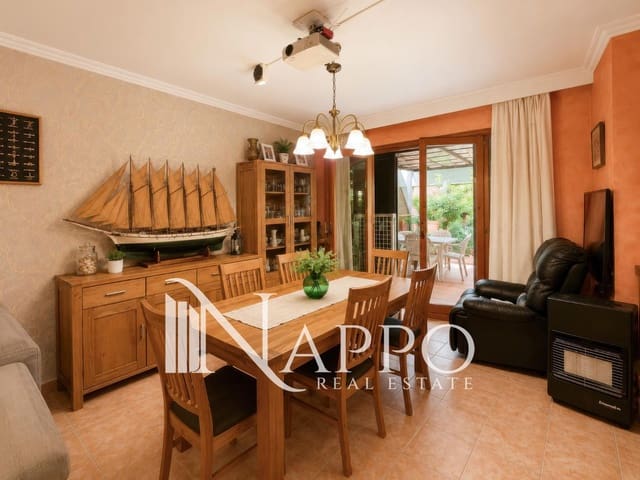 4 chambre Maison de Ville à vendre à Palma de Mallorca avec garage - 825 000 € (Ref: 9890955)