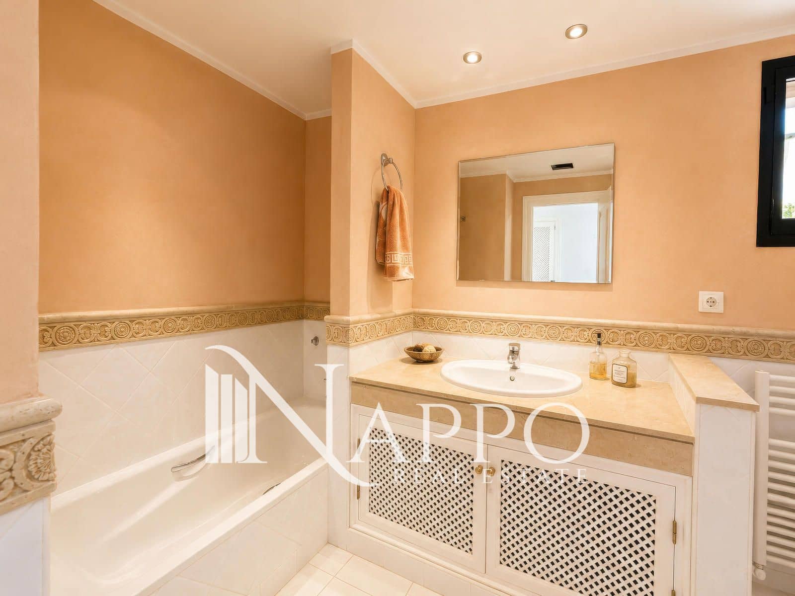 3 soveværelse Lejlighed til salg i Santa Ponsa med swimmingpool garage - € 979.000 (Ref: 9892968)