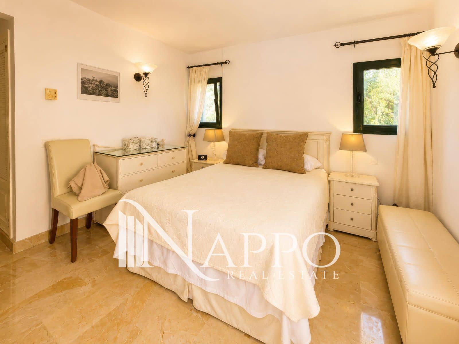 3 soveværelse Lejlighed til salg i Santa Ponsa med swimmingpool garage - € 979.000 (Ref: 9892968)