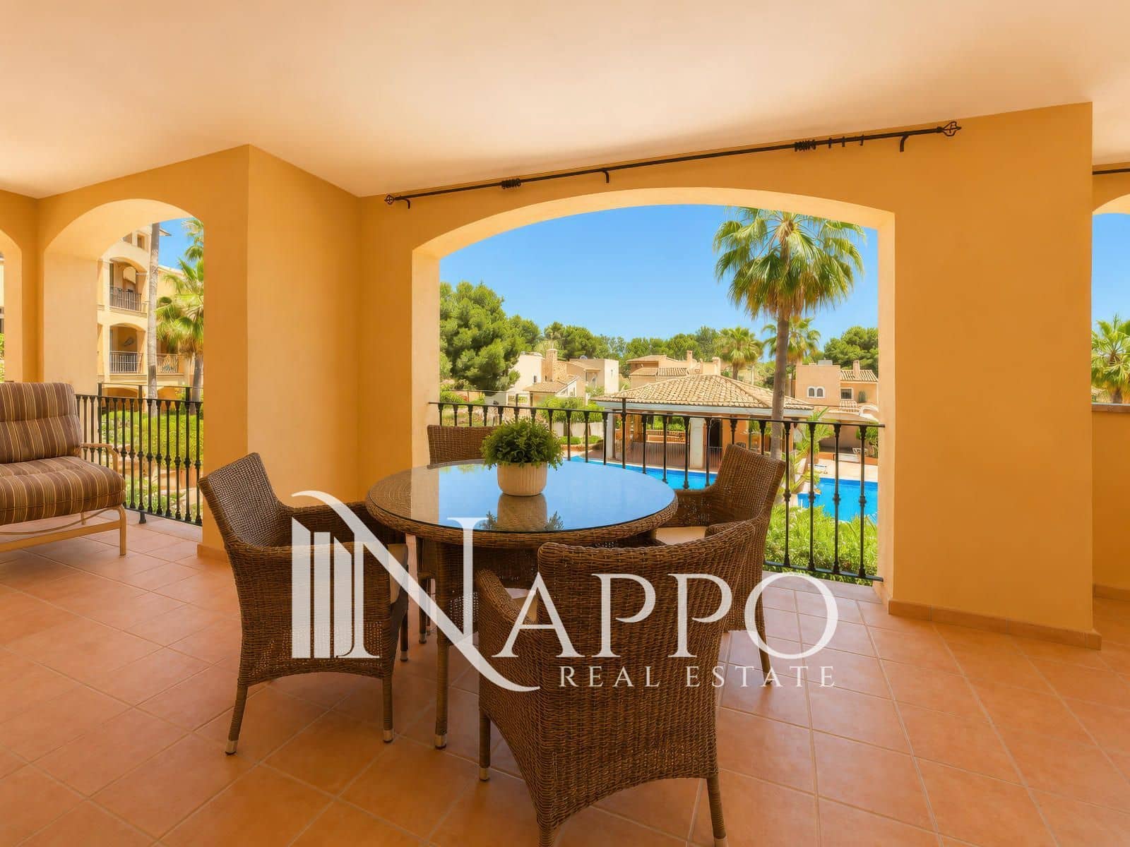 3 soveværelse Lejlighed til salg i Santa Ponsa med swimmingpool garage - € 979.000 (Ref: 9892968)