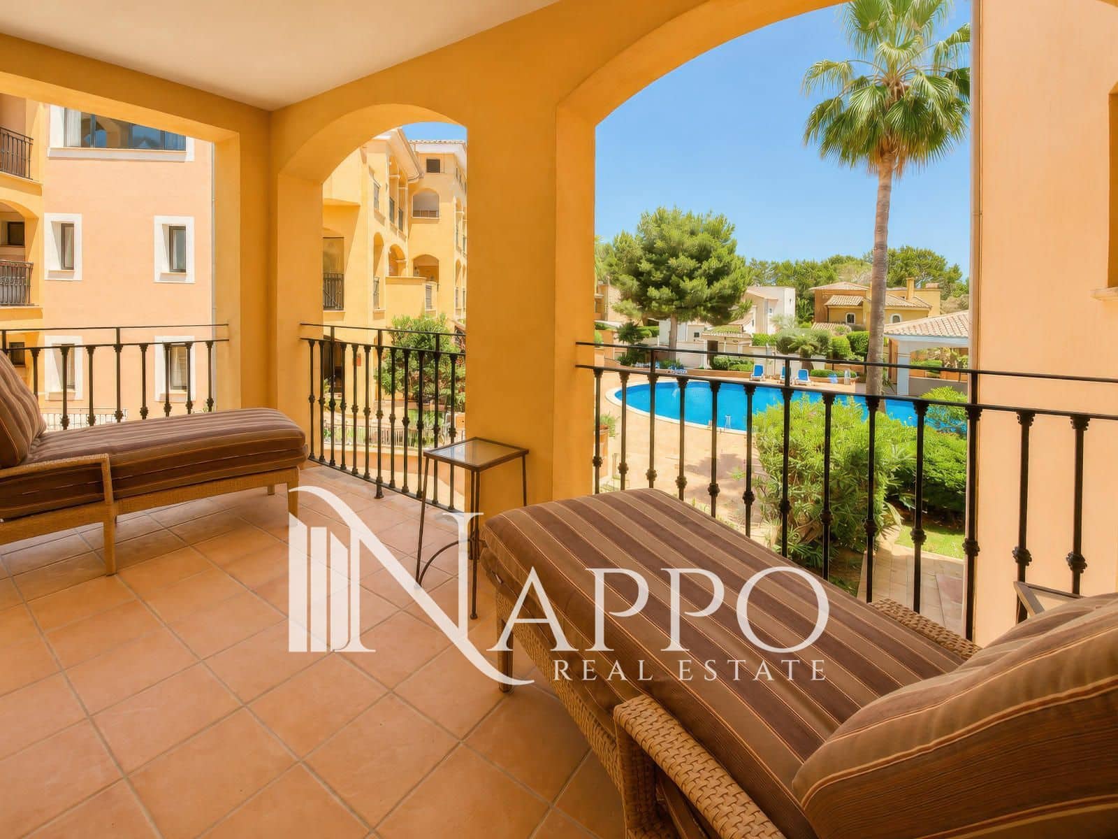 3 soveværelse Lejlighed til salg i Santa Ponsa med swimmingpool garage - € 979.000 (Ref: 9892968)