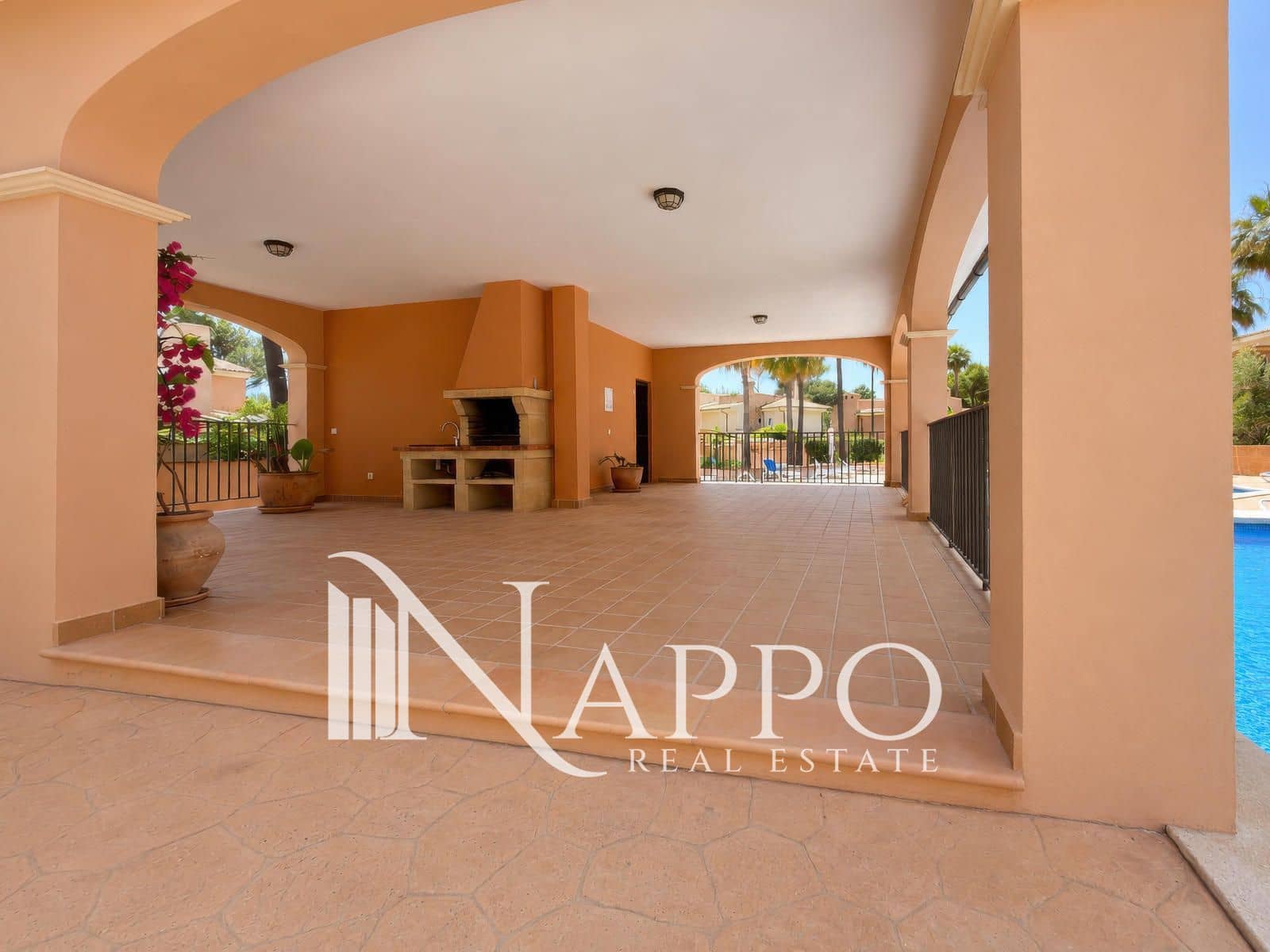 3 soveværelse Lejlighed til salg i Santa Ponsa med swimmingpool garage - € 979.000 (Ref: 9892968)
