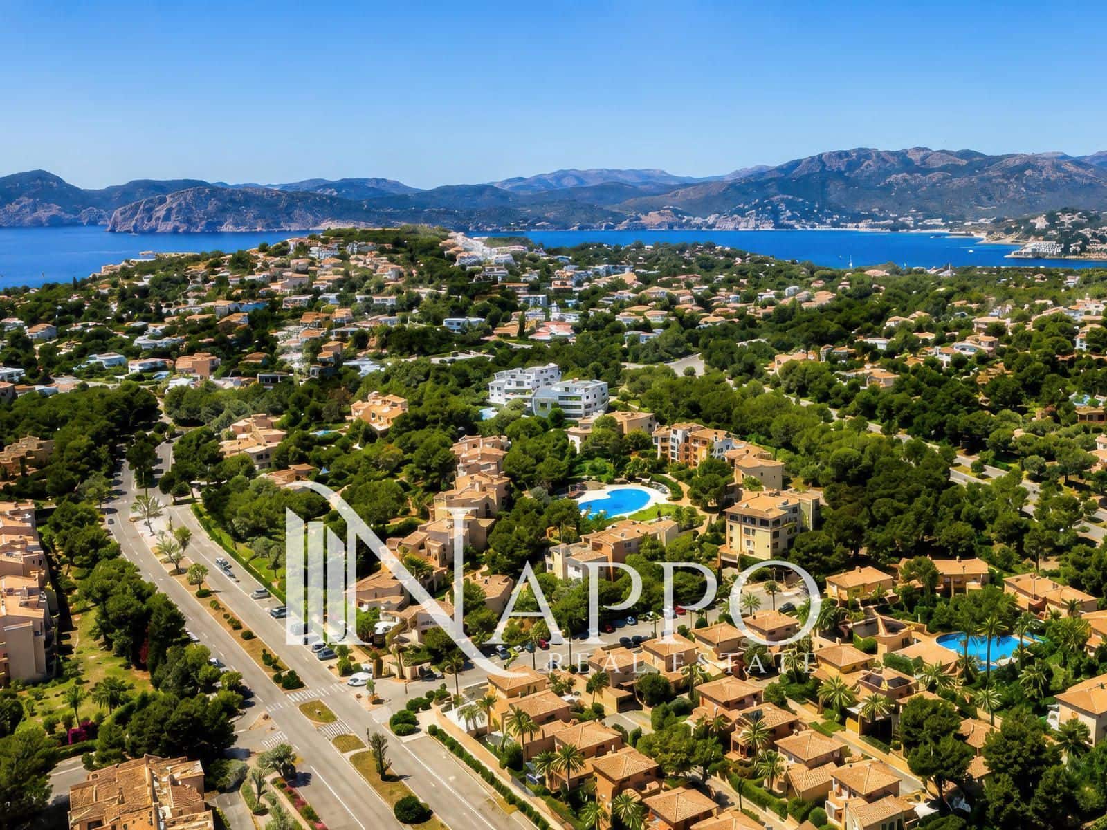 3 soveværelse Lejlighed til salg i Santa Ponsa med swimmingpool garage - € 979.000 (Ref: 9892968)