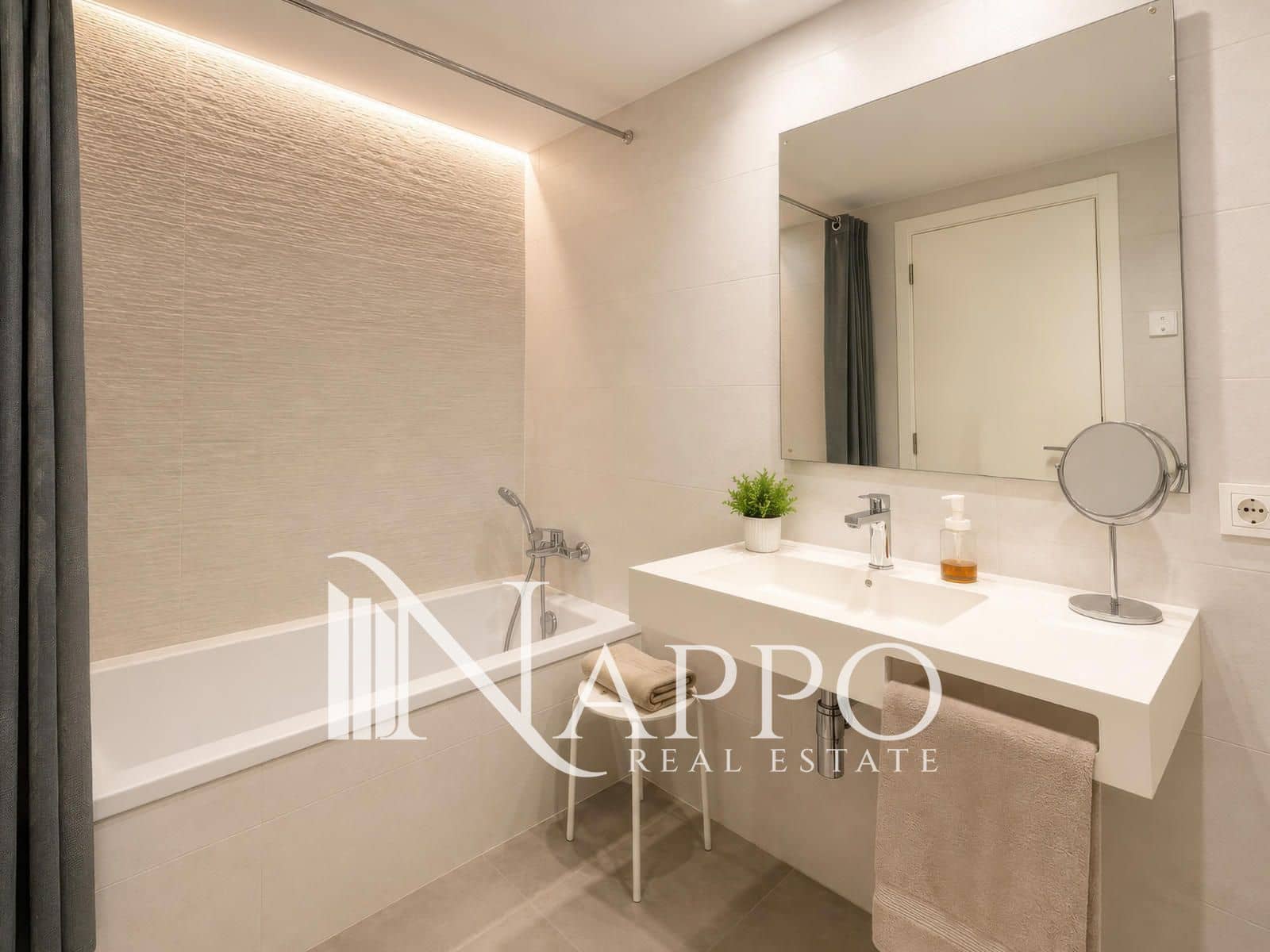 2 Zimmer Wohnung zu verkaufen in Palma de Mallorca mit Pool Garage - 599.000 € (Ref: 9896948)