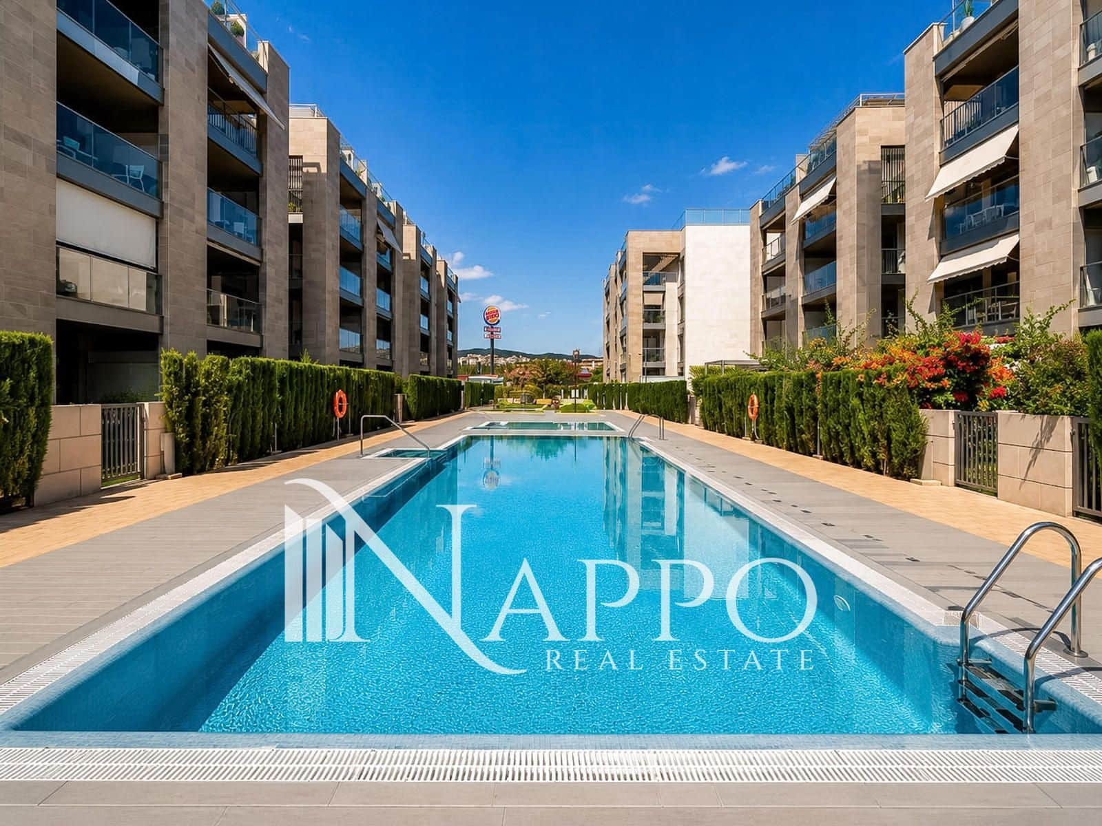 2 slaapkamer Flat te koop in Palma de Mallorca met zwembad garage - € 599.000 (Ref: 9896948)