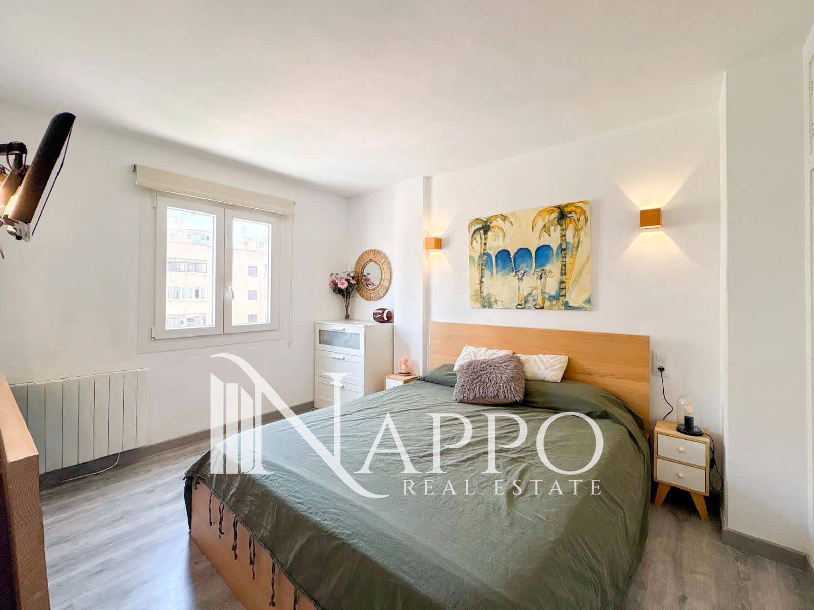 3 bedroom Flat for sale in Palma de Mallorca - € 445,000 (Ref: 9897272)