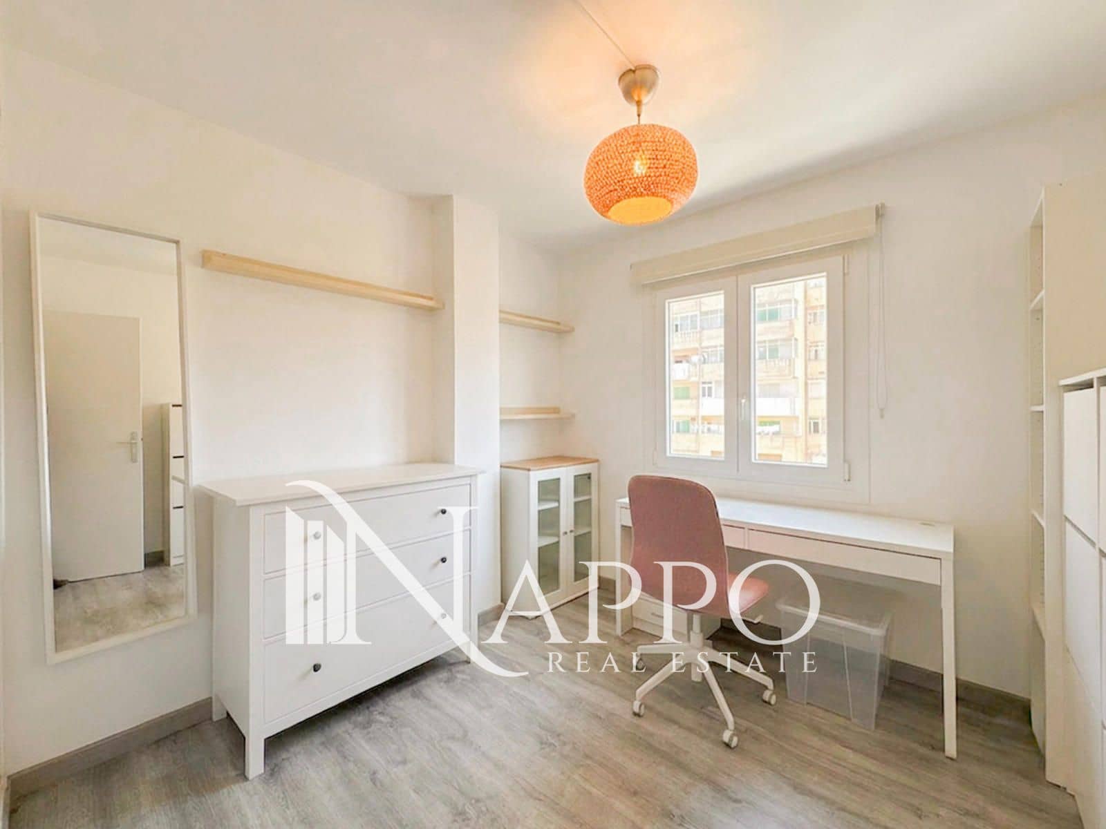 3 bedroom Flat for sale in Palma de Mallorca - € 445,000 (Ref: 9897272)