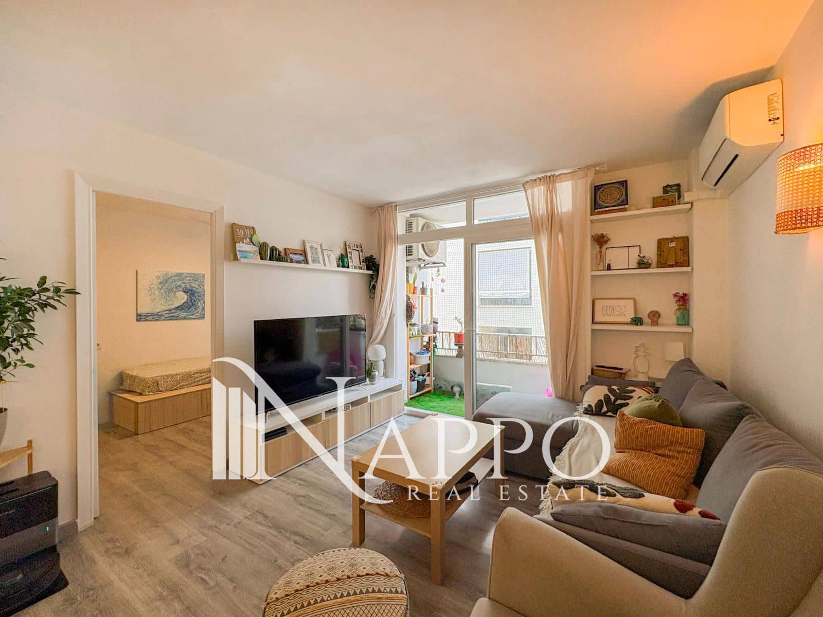 3 bedroom Flat for sale in Palma de Mallorca - € 445,000 (Ref: 9897272)