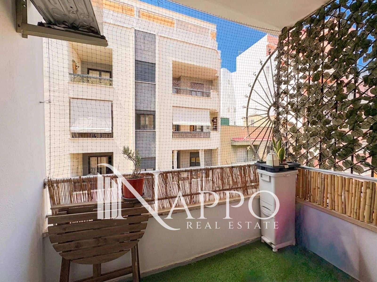 3 bedroom Flat for sale in Palma de Mallorca - € 445,000 (Ref: 9897272)