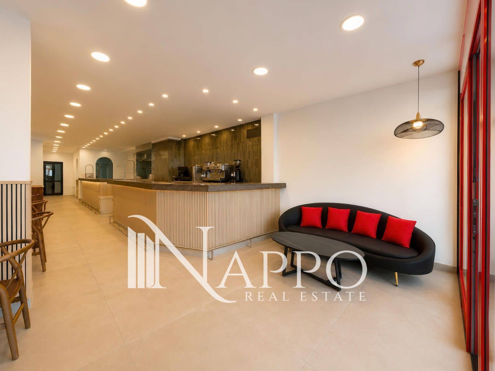 Local Commercial à louer à Palma de Mallorca - 1 500 € (Ref: 9897273)