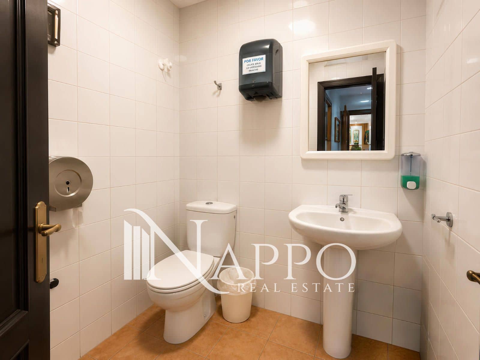 Local Commercial à louer à Palma de Mallorca - 1 500 € (Ref: 9897273)