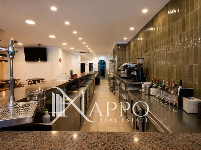 Local Commercial à louer à Palma de Mallorca - 1 500 € (Ref: 9897273)