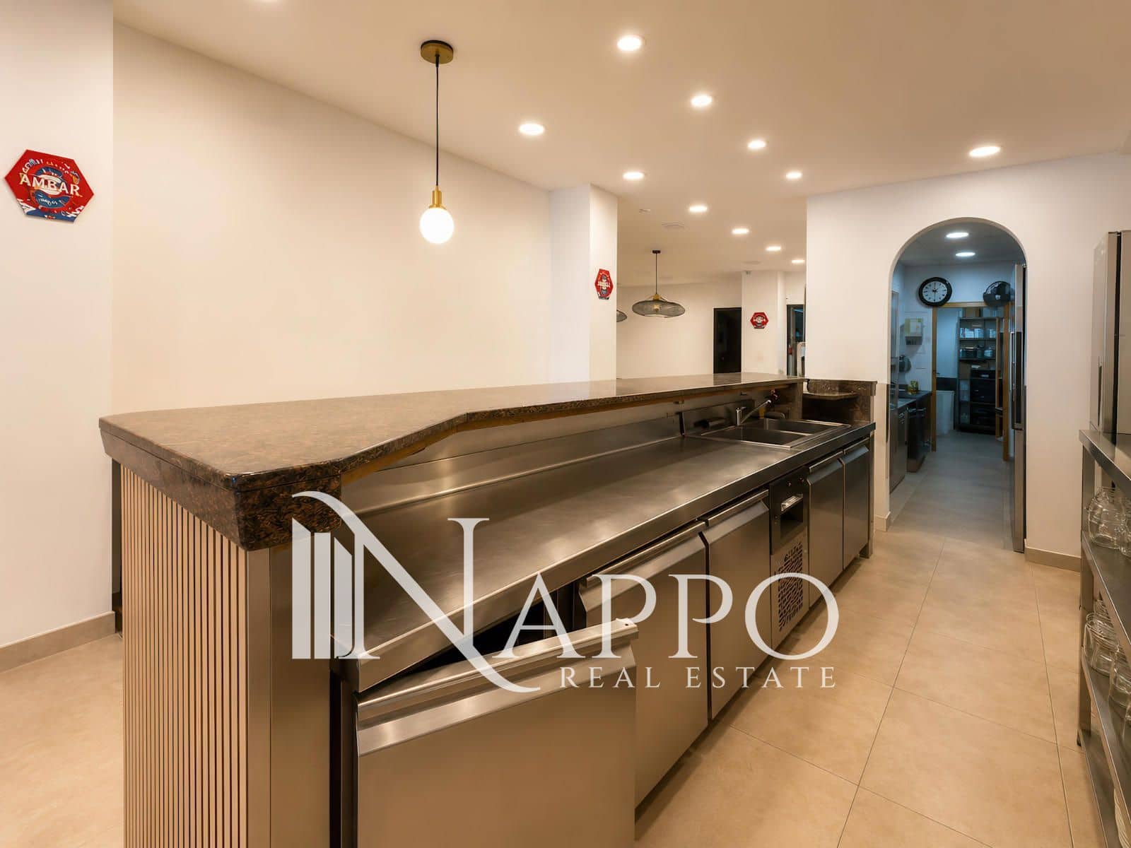 Local Commercial à louer à Palma de Mallorca - 1 500 € (Ref: 9897273)