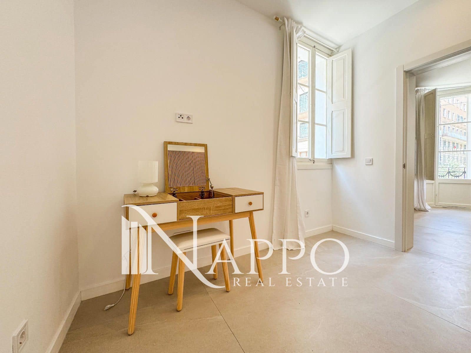 1 slaapkamer Flat te huur in Palma de Mallorca - € 1.500 (Ref: 9898403)