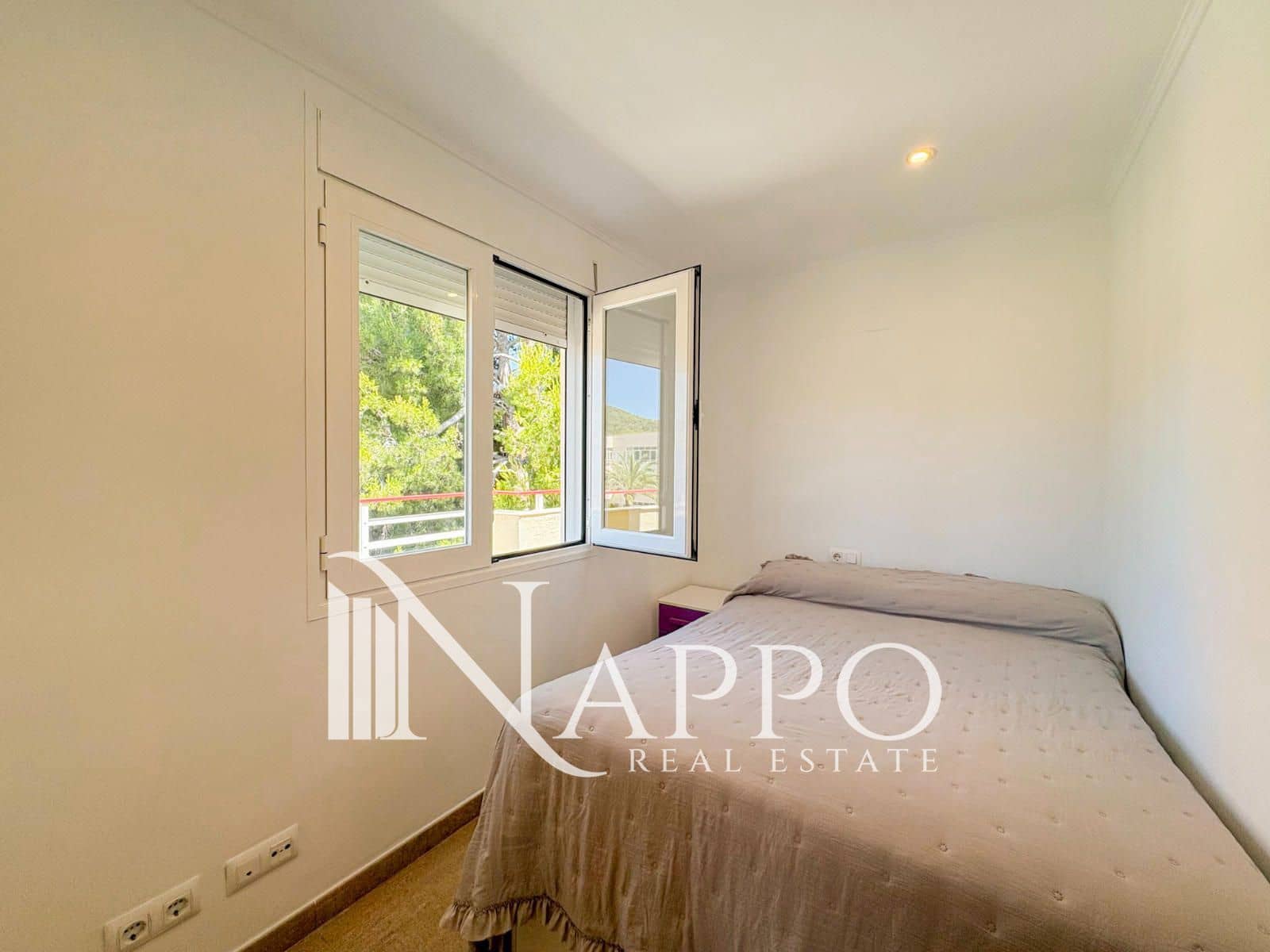 2 sypialnia Penthouse na sprzedaż w Palmanova - 499 000 € (Ref: 9898465)