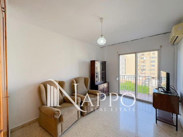 3 bedroom Flat for rent in Palma de Mallorca - € 1,600 (Ref: 9902241)