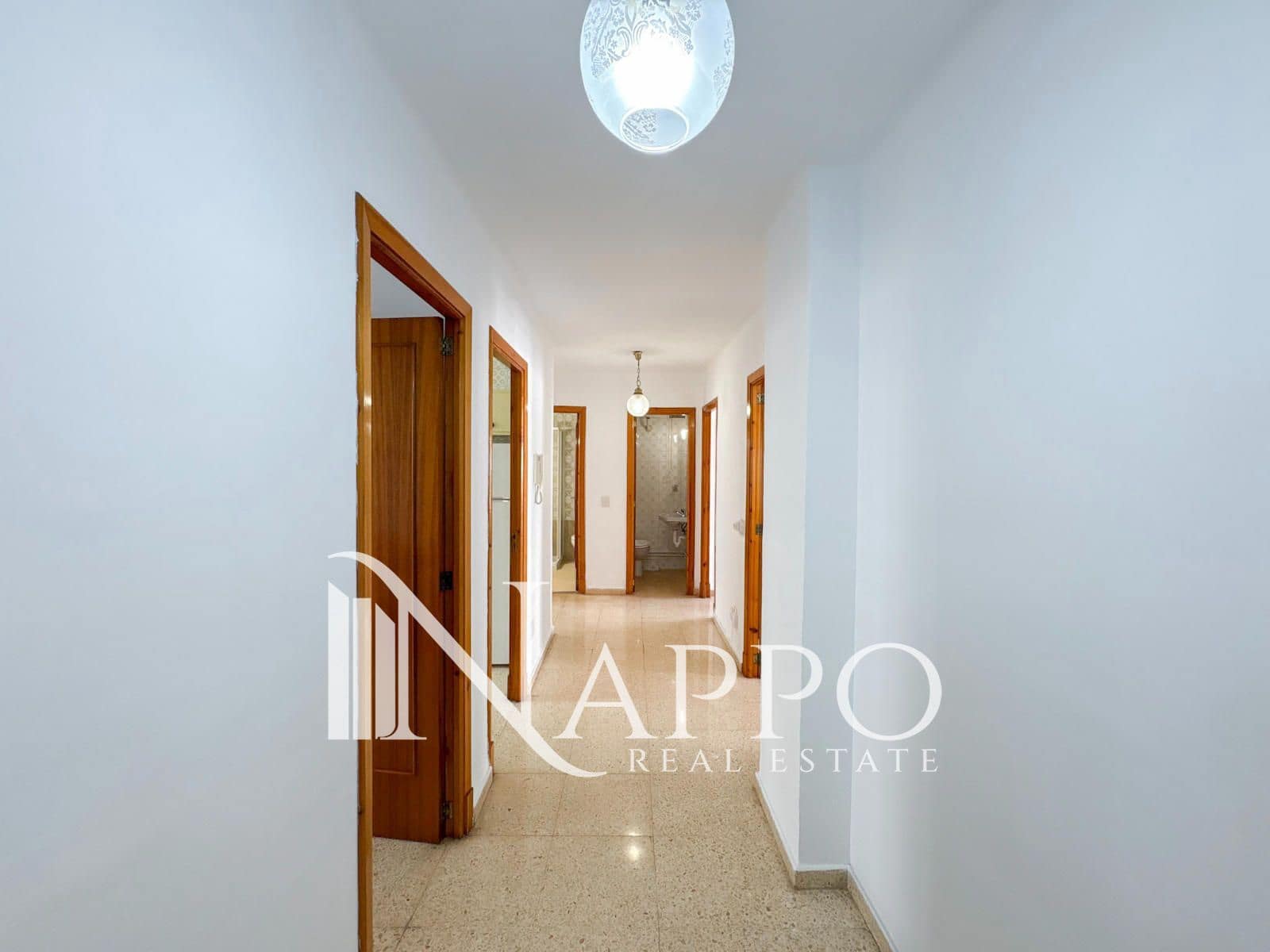 3 bedroom Flat for rent in Palma de Mallorca - € 1,600 (Ref: 9902241)