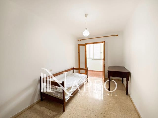 3 bedroom Flat for rent in Palma de Mallorca - € 1,600 (Ref: 9902241)