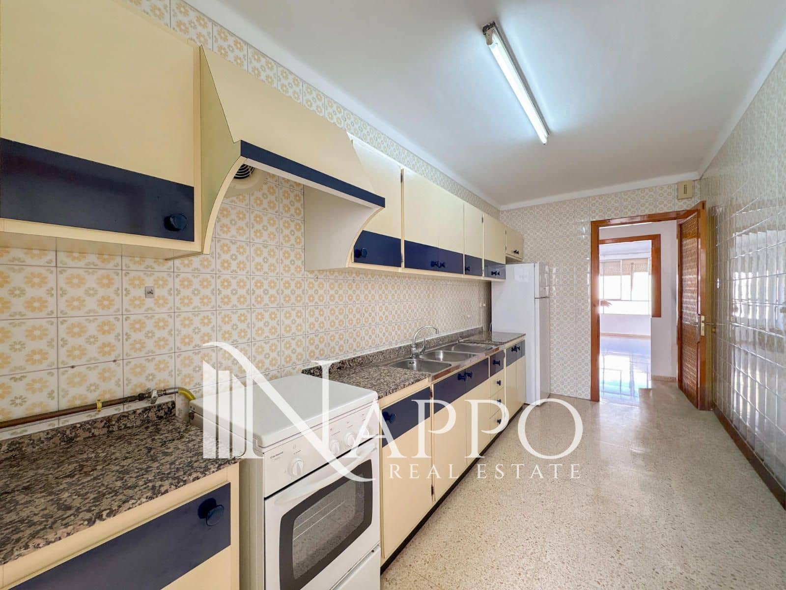 3 bedroom Flat for rent in Palma de Mallorca - € 1,600 (Ref: 9902241)
