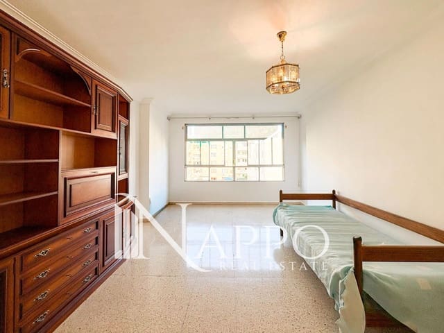 3 bedroom Flat for rent in Palma de Mallorca - € 1,600 (Ref: 9902241)