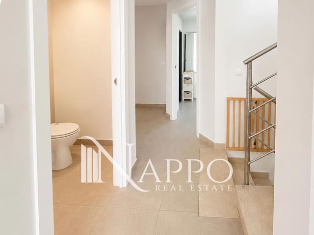 4 soveværelse Byhus til salg i El Pont d'Inca / Es Pont d'Inca, Marratxí med garage - € 679.000 (Ref: 9902242)