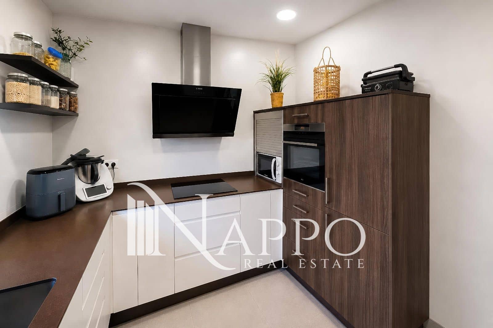 4 bedroom Townhouse for sale in El Pont d'Inca / Es Pont d'Inca with garage - € 679,000 (Ref: 9902242)