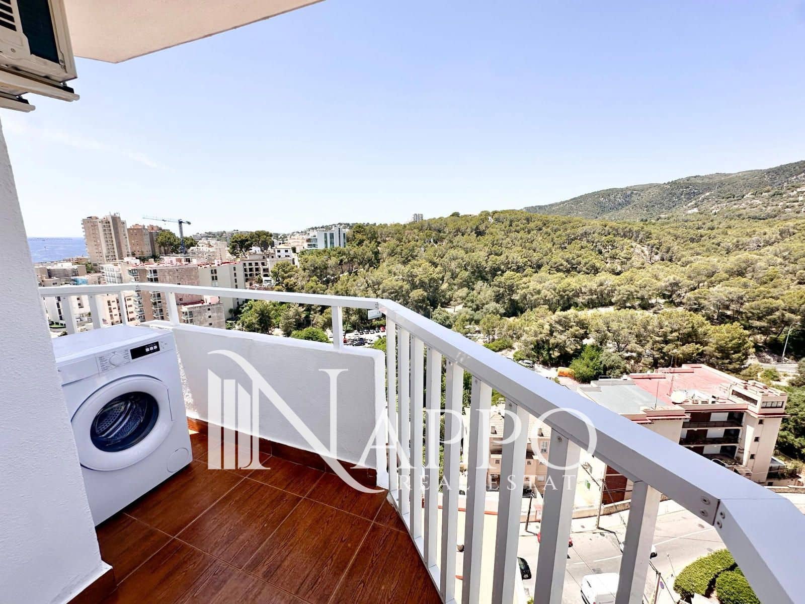 1 Zimmer Wohnung zu vermieten in Cala Mayor mit Pool - 1.580 € (Ref: 9904946)