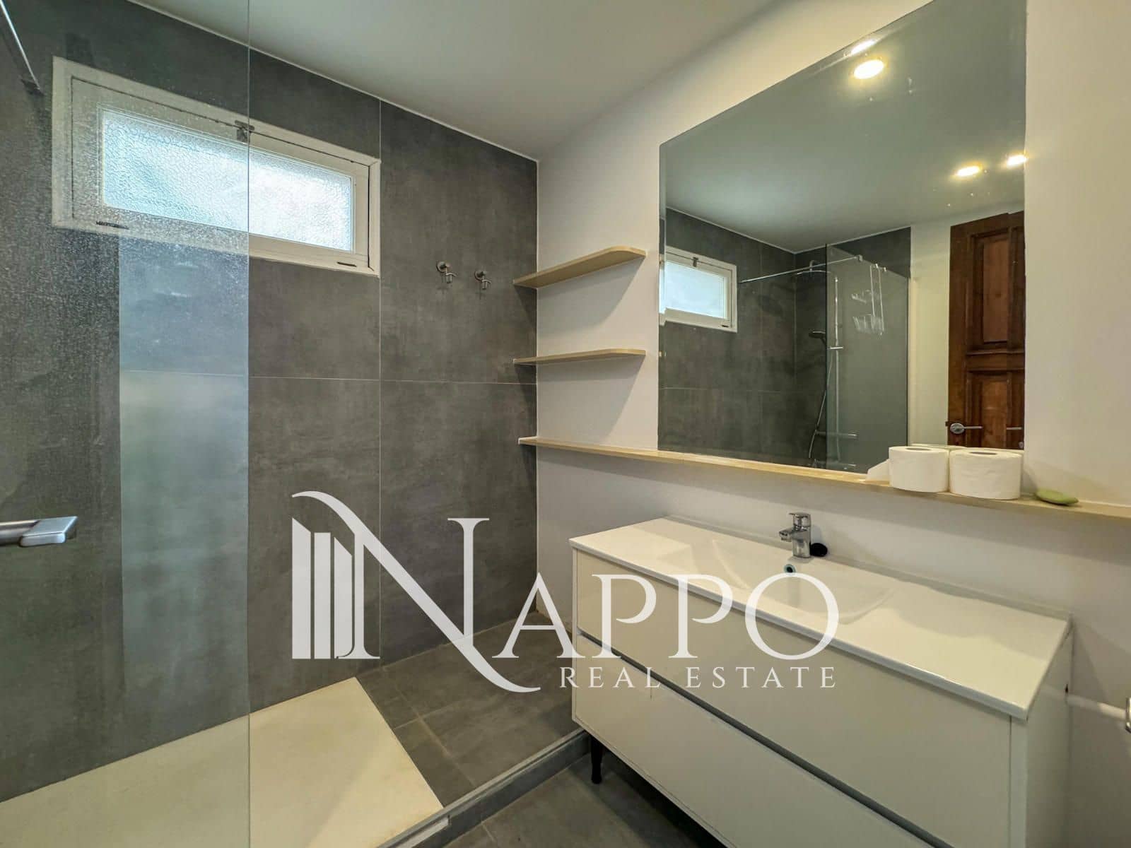 Ático de 3 habitaciones en Palma de Mallorca en alquiler con garaje - 2.500 € (Ref: 9914834)